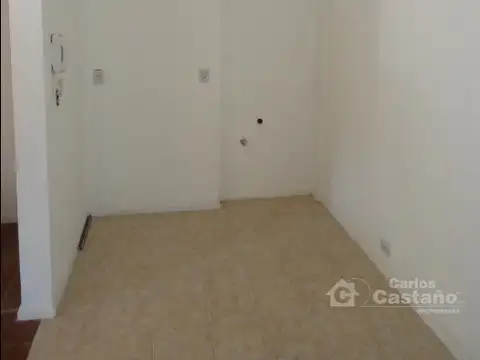 Depto Tipo Casa en Alquiler de 2 ambientes