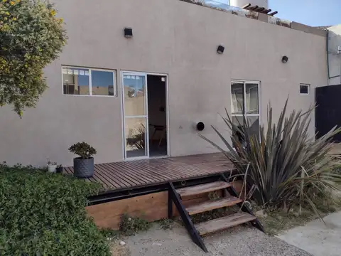 CASA DE 2 DORMITORIOS CON QUINCO  EN KM3