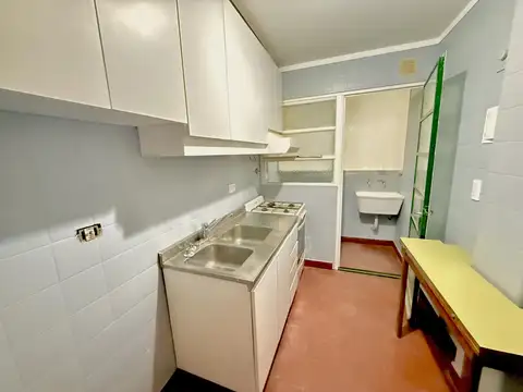 Avenida Luis María Campos 500