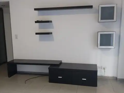 Lambare 1023 , Piso 5