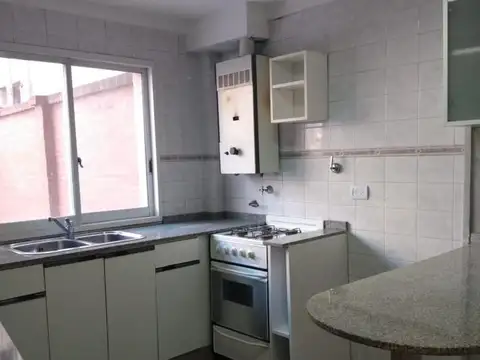 Departamento en Alquiler en Almagro, $ 900.000
