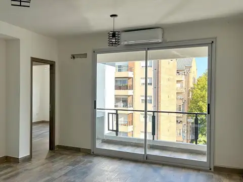 Departamento en Alquiler en Tigre Centro, $ 900.000