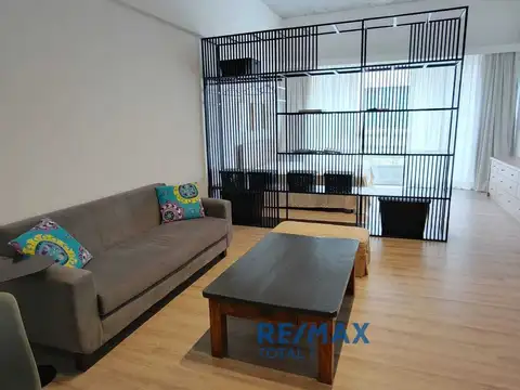 Comodoro Pedro Zanni 300