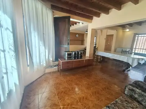 Casa en Venta en Godoy Cruz, USD 85.000