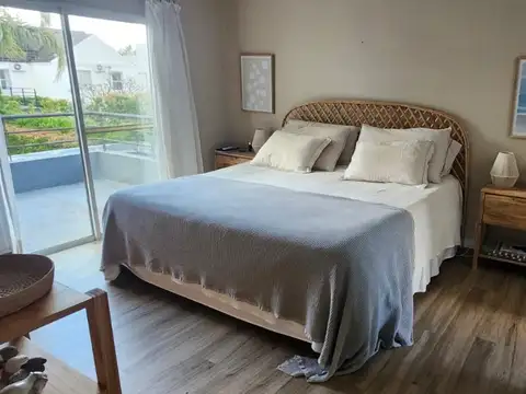 Casa en Alquiler Temporal en El Jacaranda, USD 3.300