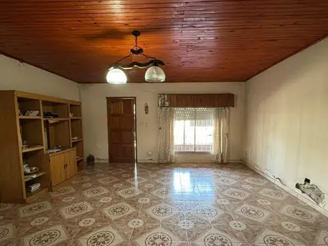 Casa en Venta en Temperley, USD 45.000