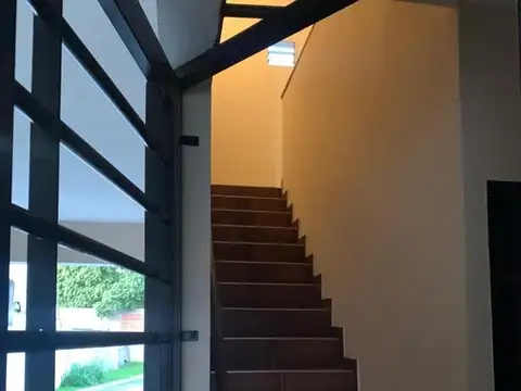 Departamento En Venta En Berazategui, Calle 140 1000