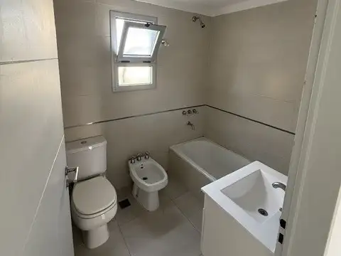 Departamento en Alquiler con 1 cocheras