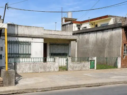 Casa en Venta en Hurlingham, USD 79.000