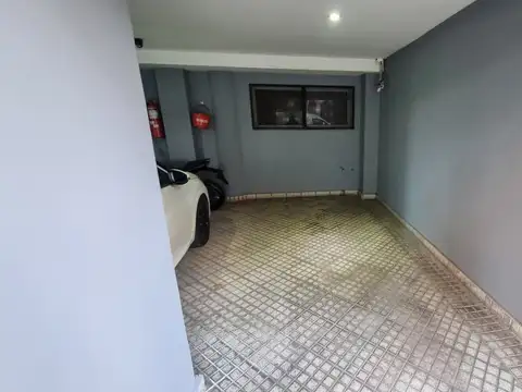 VENTA COCHERA BARRIO PICHINCHA 