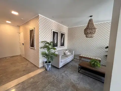 BELGRANO 2300, Piso 8