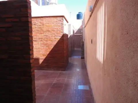 Ov. Lagos 5206 - Depto. De Pasillo De 1 Dormitorio En Alquiler - Rosario