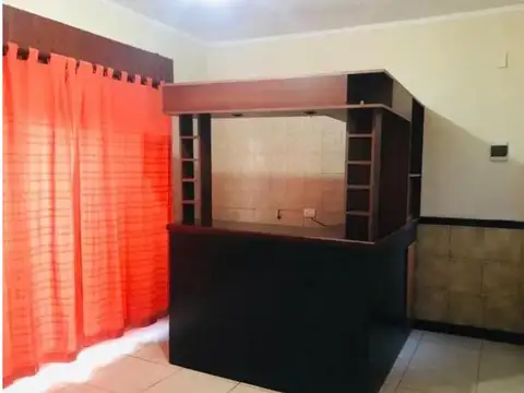 Depto Tipo Casa 4 ambientes con 2 baños