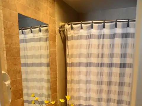 EXCELENTE MONOAMBIENTE HUMBOLDT 2400