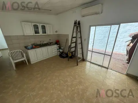 Depto Tipo Casa en Venta de 2 ambientes