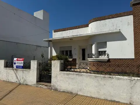 Ameghino 700