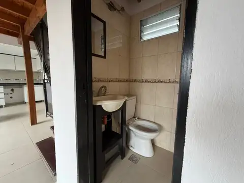 Depto Tipo Casa en Alquiler en Jockey, $ 1.200.000