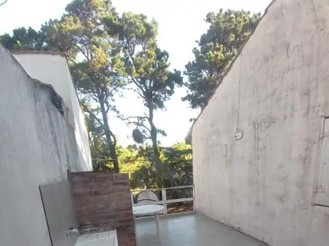 Depto Tipo Casa en Venta 25 años