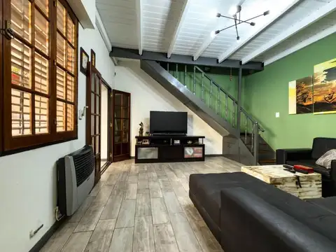 VENTA CASA DE PASILLO 3 DORMITORIOS