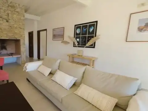 Casa en Venta en Barrio Residencial 1, USD 190.000