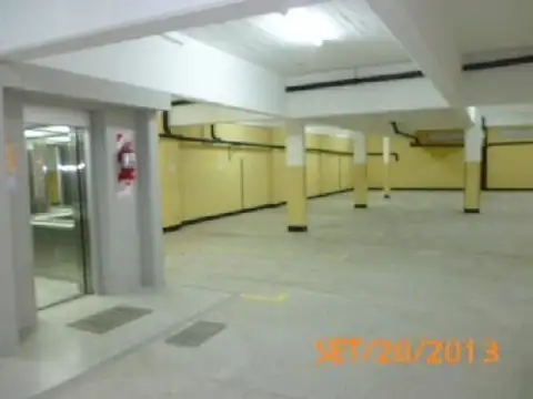 Av. Costanera 100, Piso 1