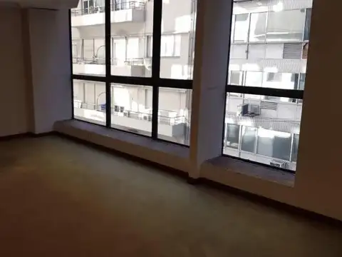 Alquiler de Oficinas - 300 m2 - listas para entrar!