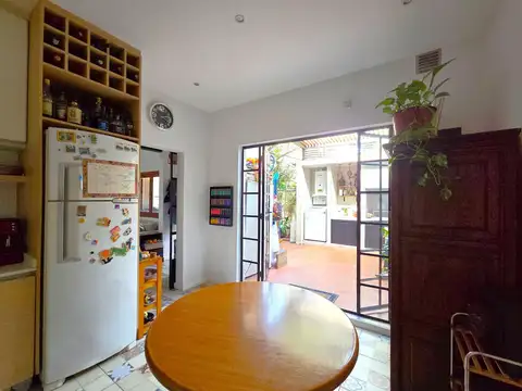 Depto Tipo Casa en Venta 8 años