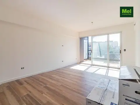 Luminoso monoambiente a estrenar! al frente con balcón