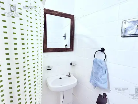 venta casa lote propio Parque Chacabuco oportunidad
