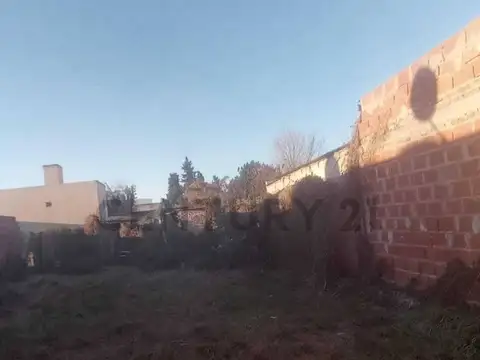 Lote en Venta | Calle 133 e/ 36 y 37 | La Plata