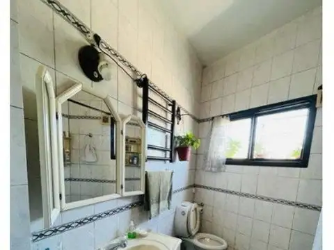 Se Vende PH de 3 Ambientes con Patio y Balcón Al Frente - Barracas