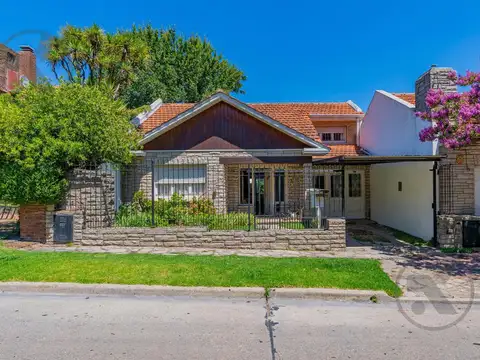 VENTA | CHALET EN STELLA MARIS | EXCELENTE ESTADO