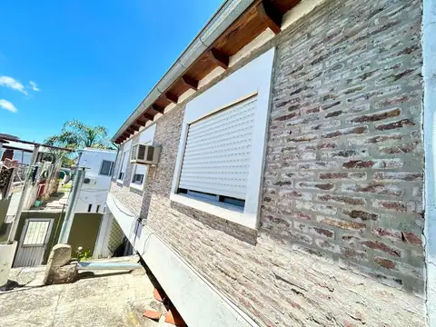 Nicaragua 500, Casa interna de 3 dormitorio, patio.