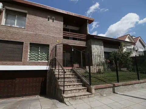 Presidente Rivadavia 400