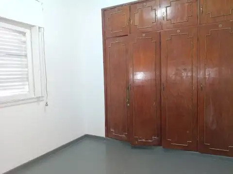 Depto Tipo Casa en Alquiler 51 años