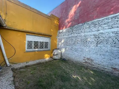 Depto Tipo Casa en Alquiler de 3 ambientes