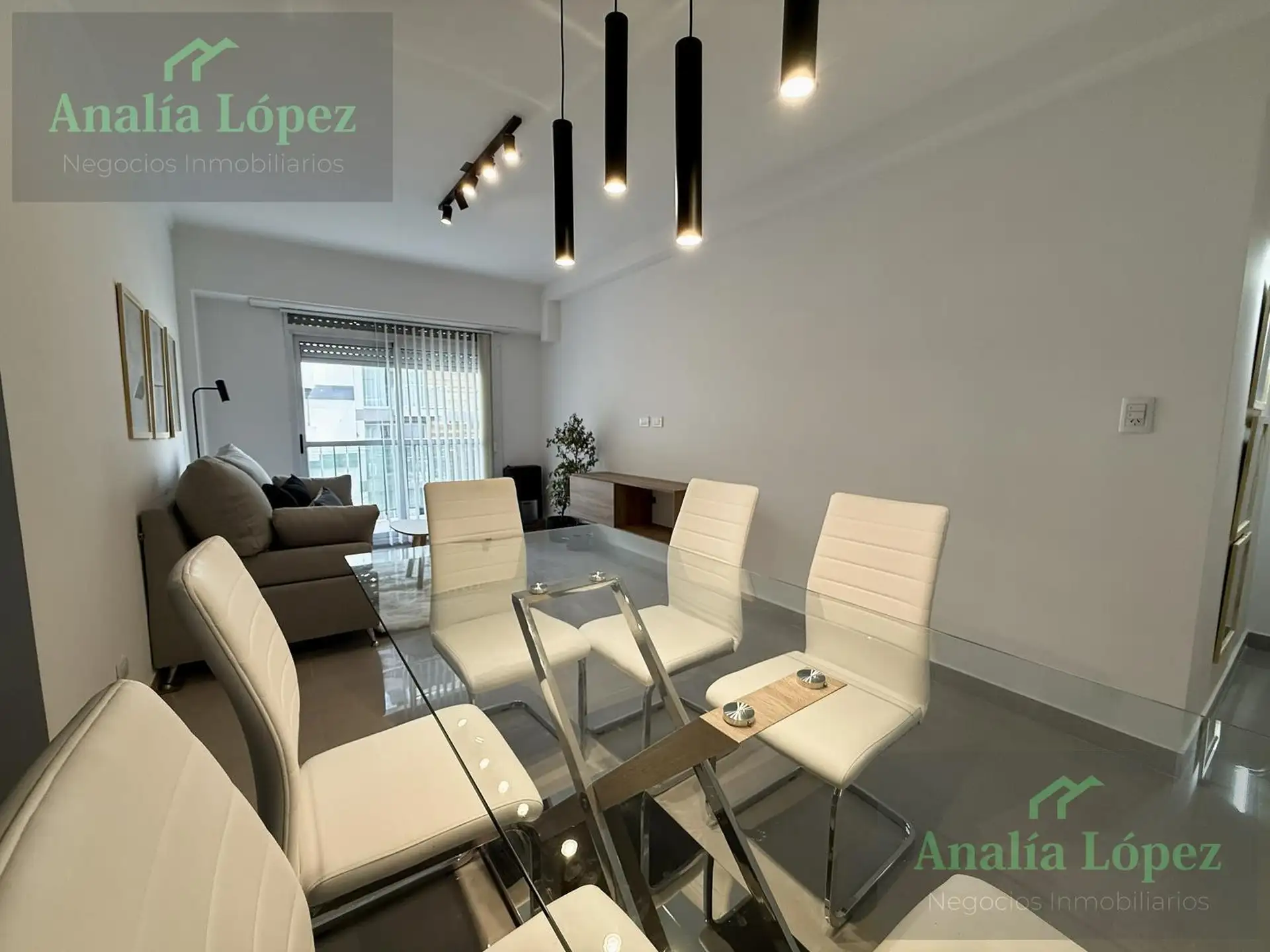 Departamento 3 Ambientes al frente con Balcon, Plaza Colon