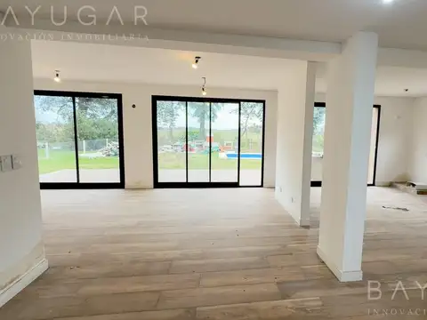 Casa en Venta al Oeste