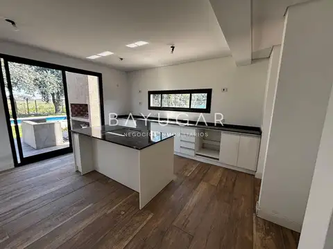 OPORTUNIDAD - Casa en Venta en Medal Country Club - Pilar