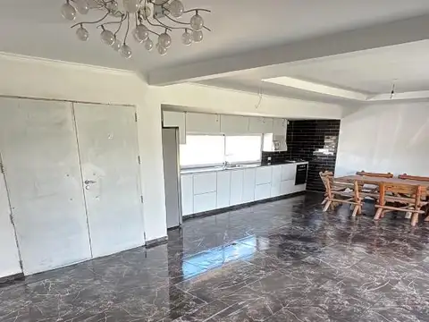 Leopoldo Marechal 800