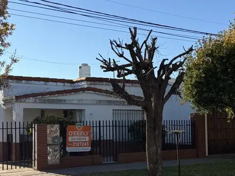 Casa 2 dormitorios con patio - Potencial para ampliacion
