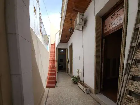 Depto Tipo Casa en Venta 94 años