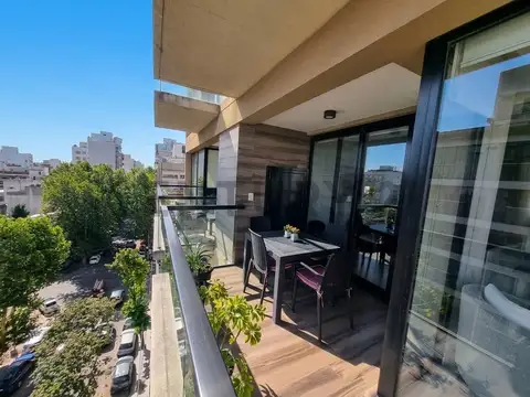 Cuatro ambientes c/balcon aterrazado, con cochera en Plaza Mitre edificio de categoria
