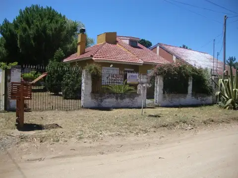 Chalet 4 ambientes, Mar del Tuyú