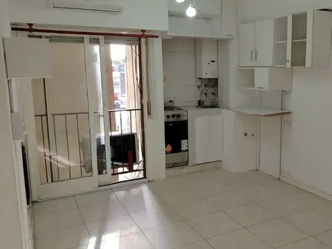 VENTA MONO AMBIENTE MUY BIEN UBICADO PATERNAL