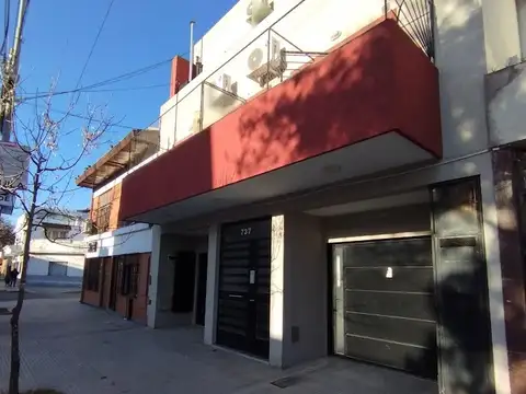 HERMOSO DUPLEX DE DOS AMBIENTES