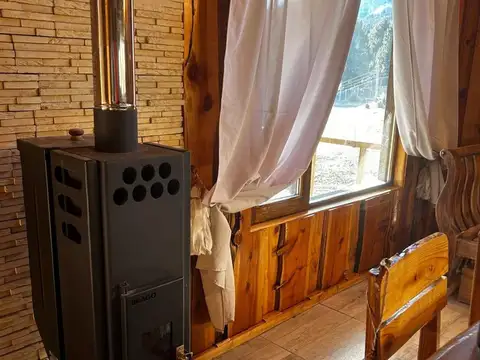 Casa 6 ambientes con 2 baños