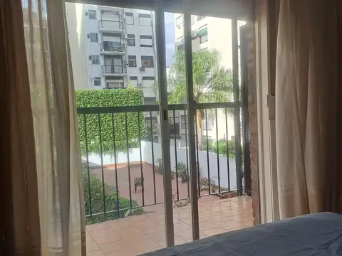 Paraguay 5500, Piso 2