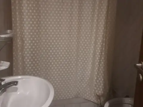 Paraguay 5500, Piso 2