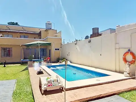 Venta Casa 5 Amb. Quincho 140m² y Pileta - Longchamps
